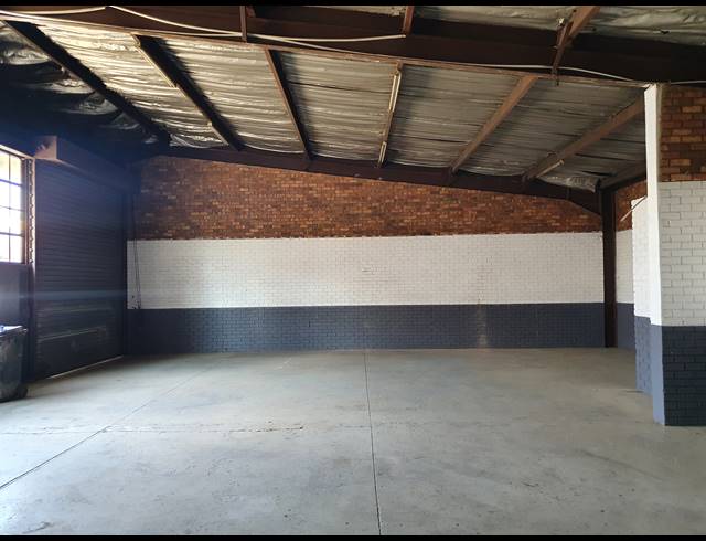 250M² WAREHOUSE TO LET IN ALRODE SOUTH